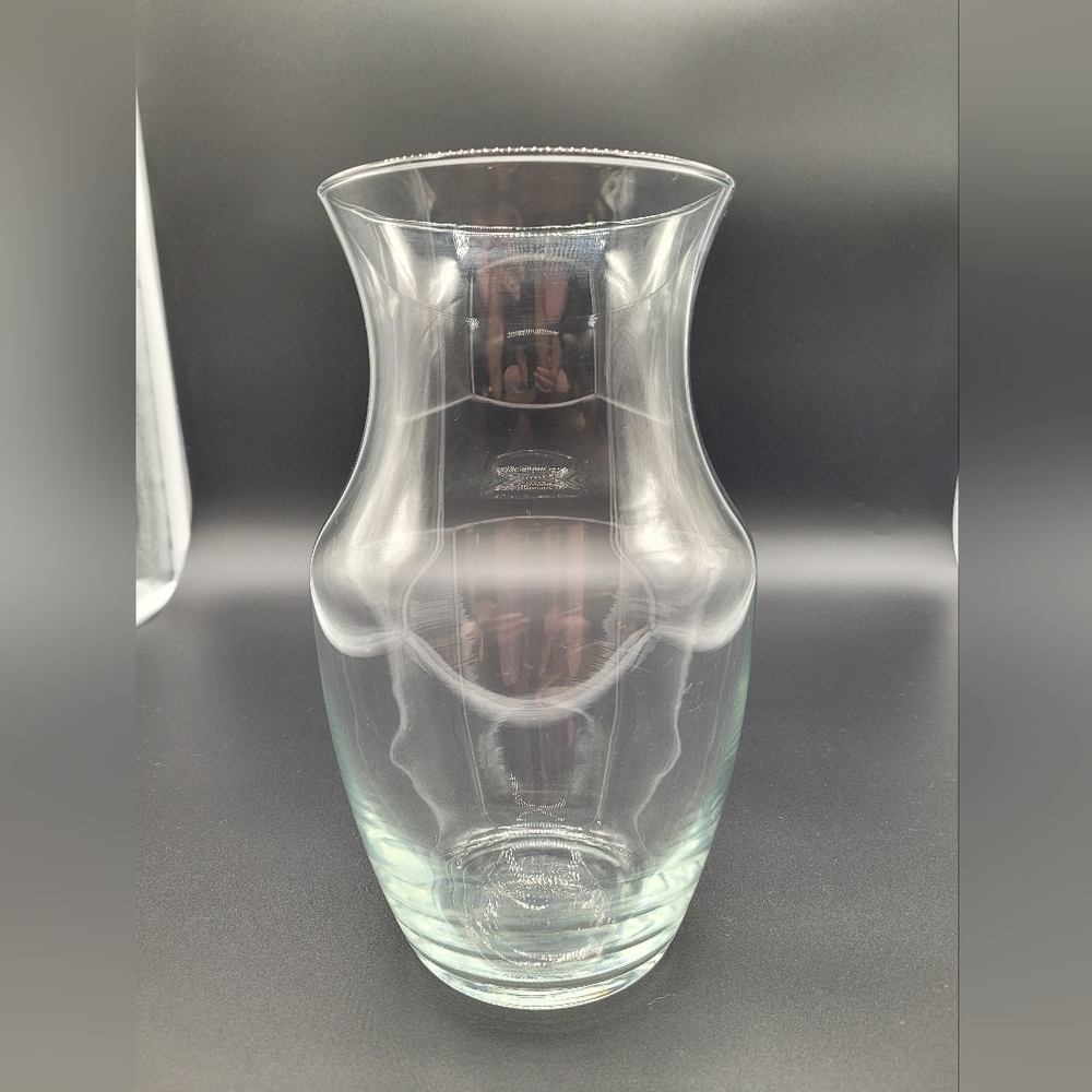Clear Glass Flower Vase Waisted Flared Top​​​ - Picture 2 of 5
